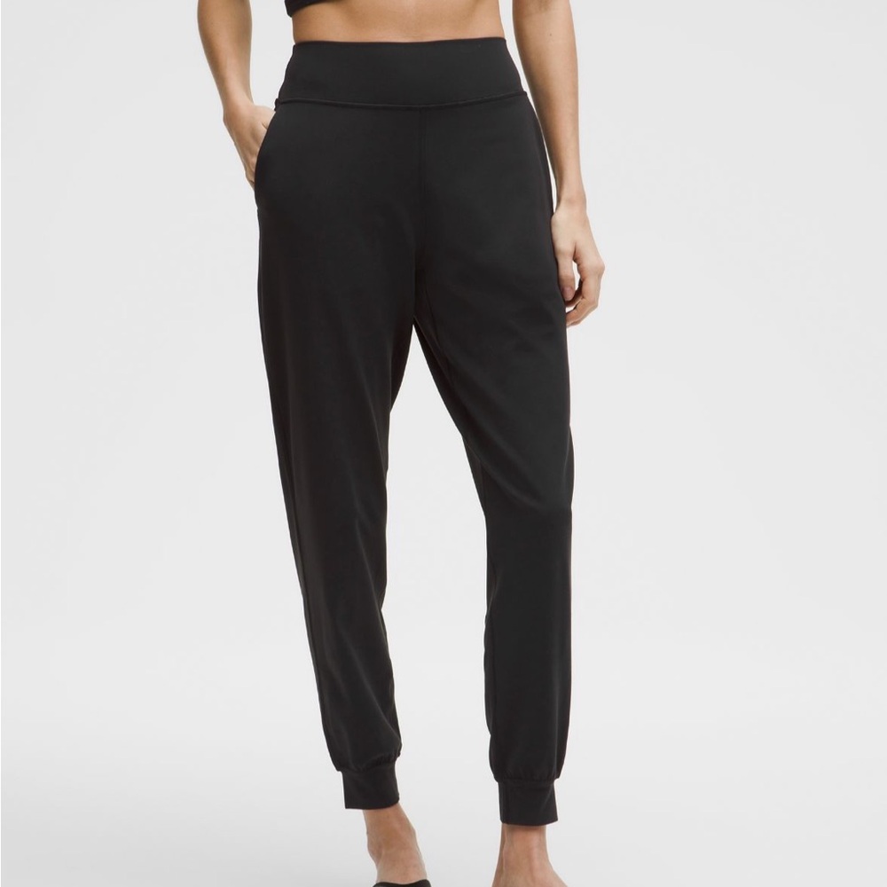 Lululemon Black align joggers